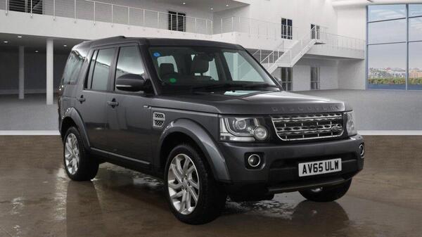 Land Rover Discovery view 7