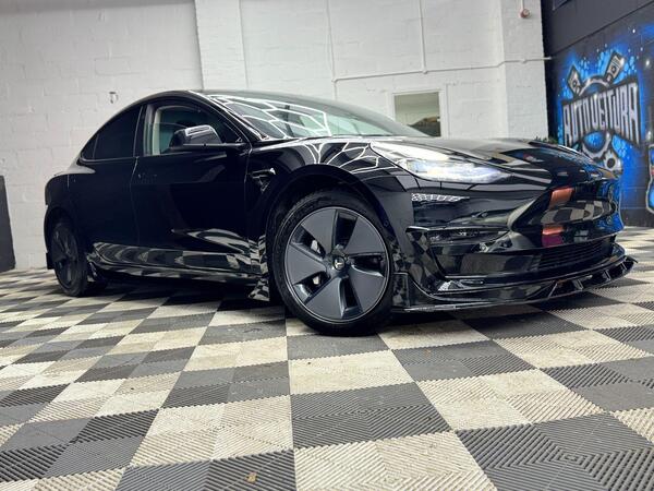 Tesla Model 3 view 6