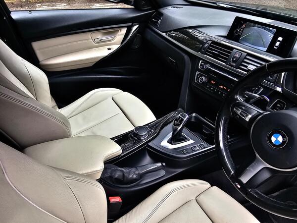 BMW 3 Series view 2