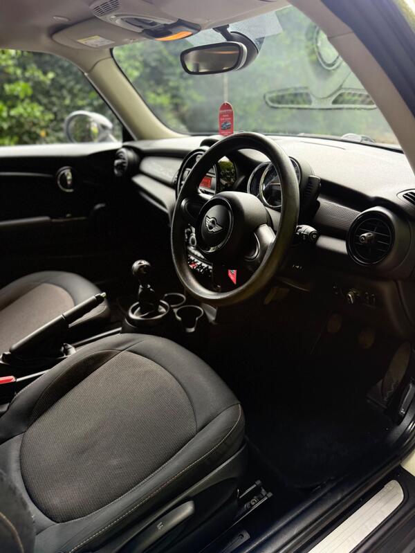 2014 MINI Hatch 1.5 Cooper D Euro 6 (s/s) 3dr