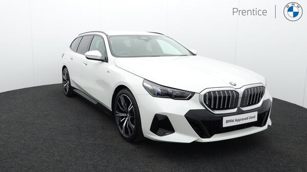 2025 5 SERIES 520I M SPORT TOURING FINANCE AVAILABLE 5,699.25... photo