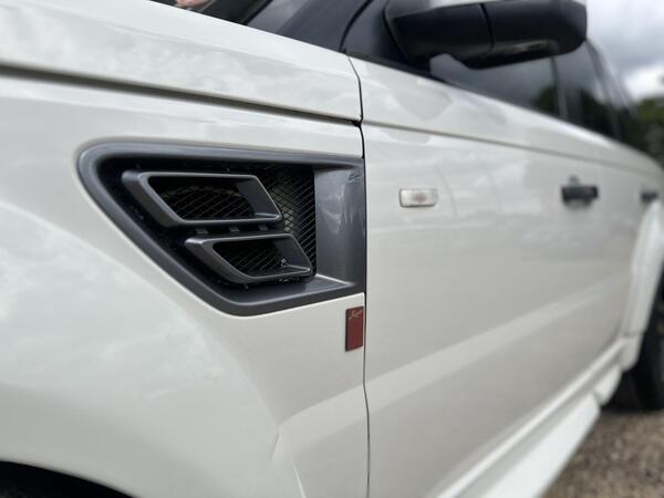 Land Rover Range Rover view 6