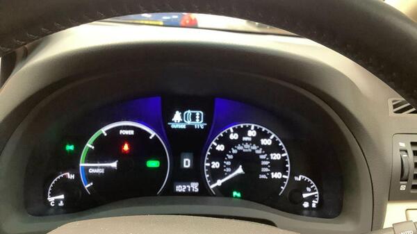 Lexus RX view 4