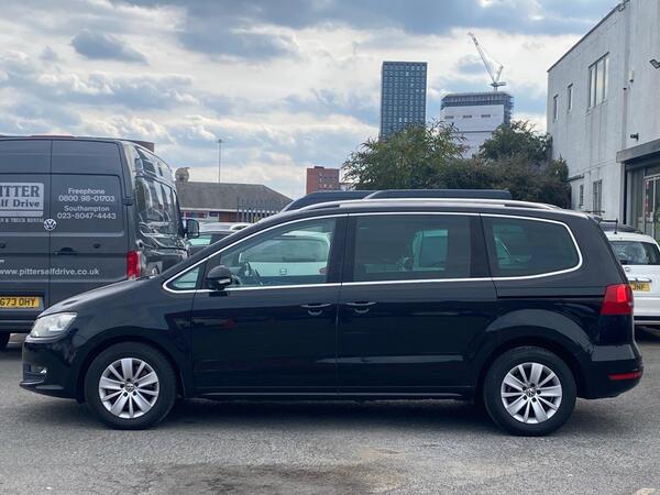 Volkswagen Sharan view 5