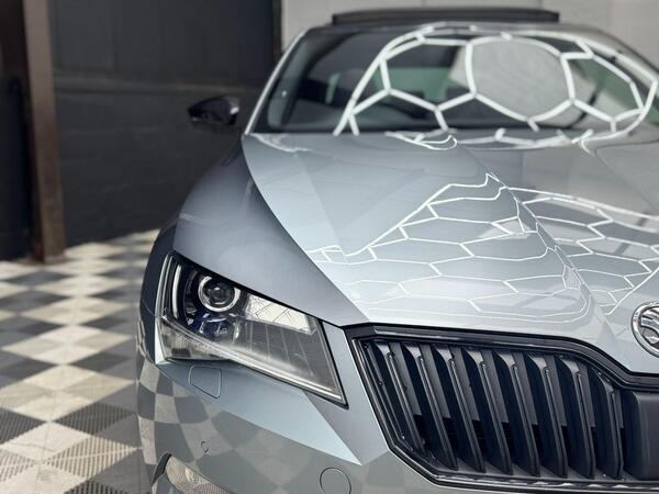 Skoda Superb view 7
