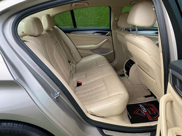 2018 BMW 5 Series 2.0 520d SE Auto xDrive Euro 6 (s/s) 4dr