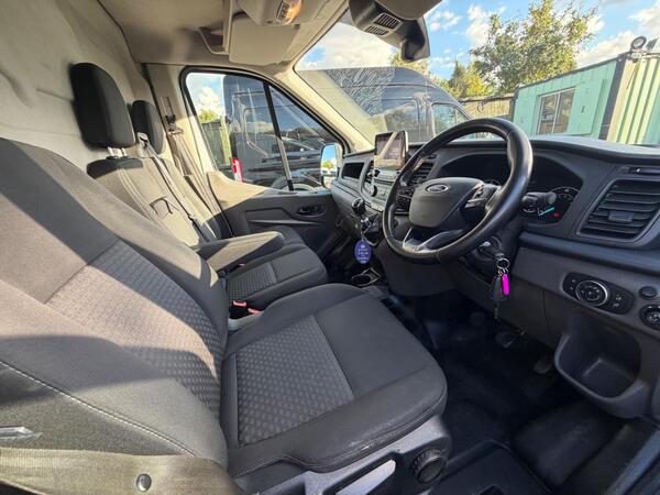 2020 Ford Transit 2.0 350 EcoBlue Trend RWD L3 H3 Euro 6 (s/s) 5dr