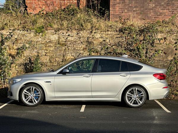 BMW 5 Series Gran Turismo view 4