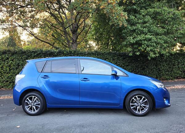 2014 Toyota Verso 1.8 V-Matic Icon Multidrive S Euro 5 5dr Euro 5