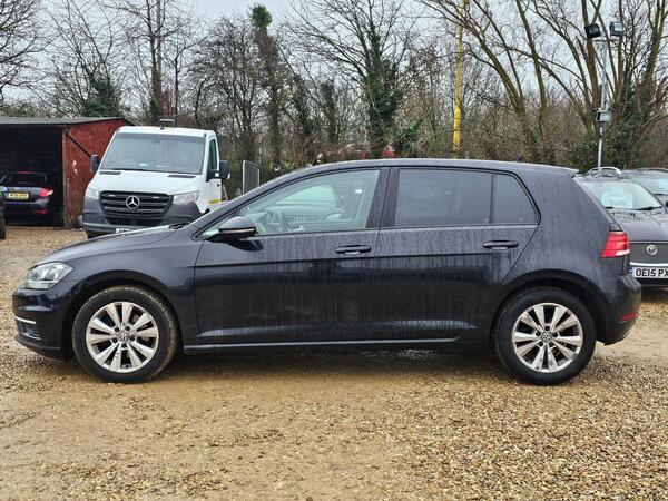 Volkswagen Golf view 6