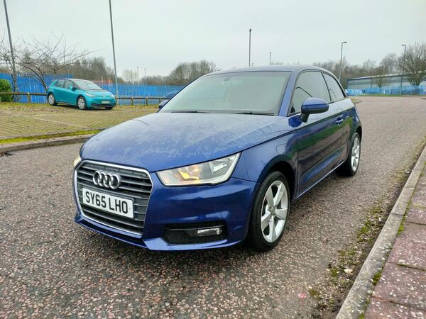 Audi A1 view 3