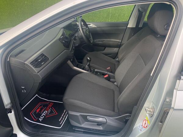 2018 Volkswagen Polo 1.0 TSI SE Euro 6 (s/s) 5dr