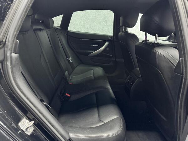 BMW 4 Series view 6