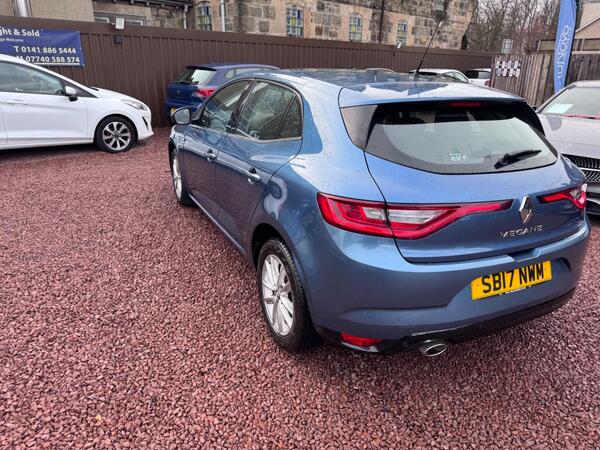 Renault Megane view 4