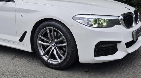 2019 BMW 5 Series 2.0 520d M Sport Touring Auto Euro 6 (s/s) 5dr