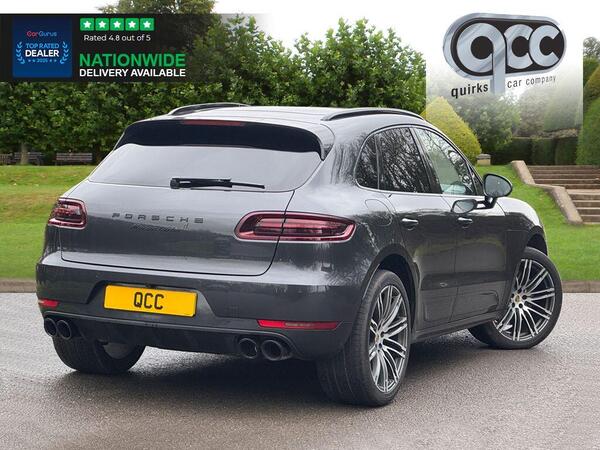 Porsche Macan view 4