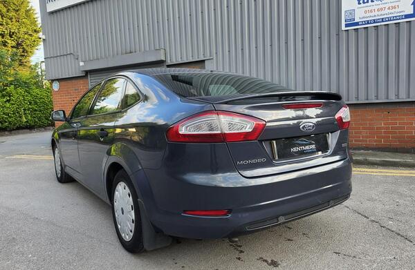2013 Ford Mondeo 1.6 TDCi ECOnetic Edge Euro 5 (s/s) 5dr