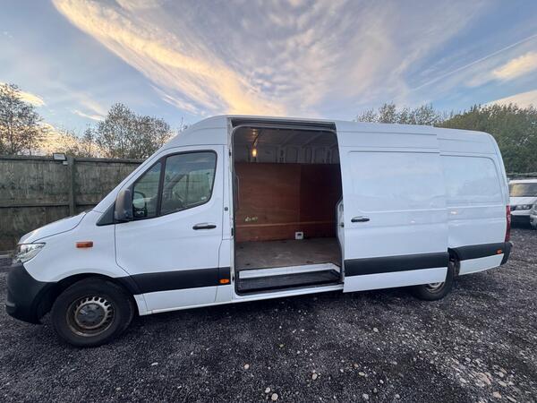 2018 Mercedes-Benz Sprinter 2.1 311 CDI RWD L3 H2 Euro 6 5dr