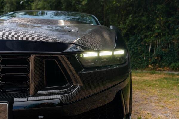 Ford Mustang view 7