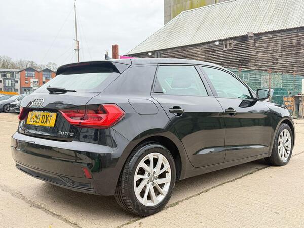 Audi A1 view 5
