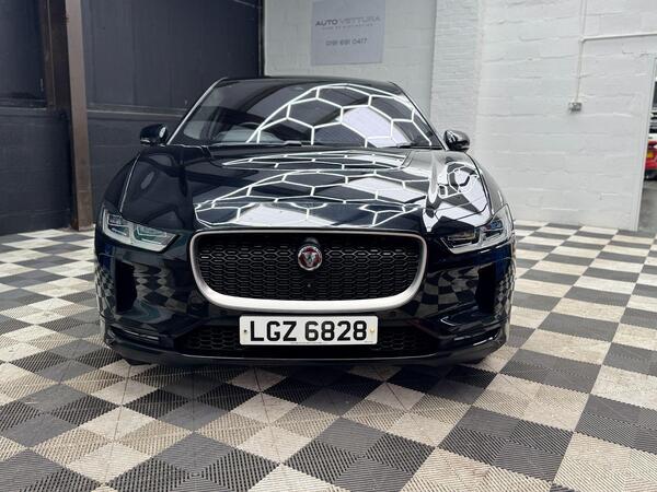 Jaguar I-Pace view 3