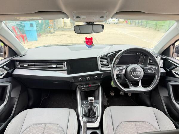 Audi A1 view 7