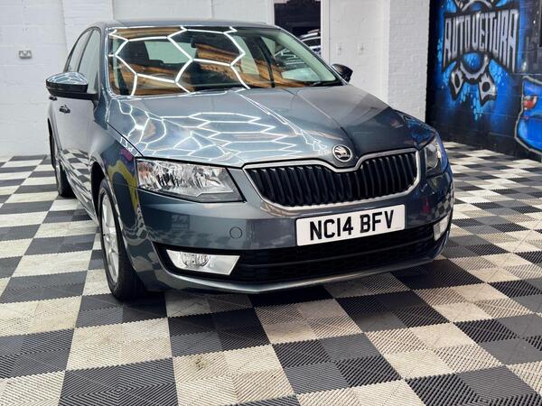 Skoda Octavia view 3