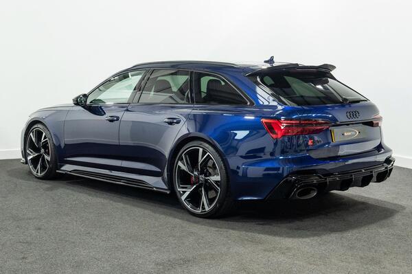 Audi RS6 view 5