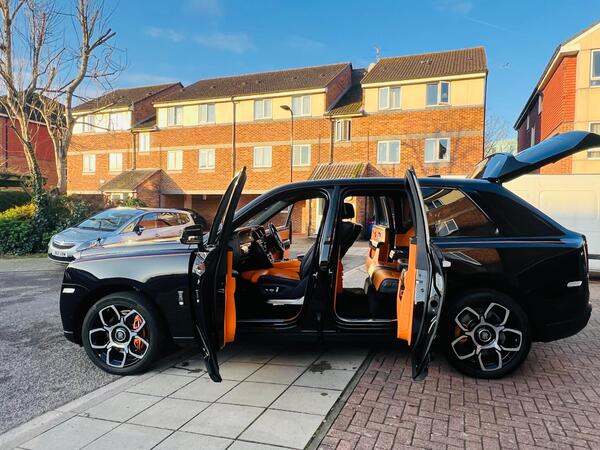 Rolls-Royce Cullinan view 5