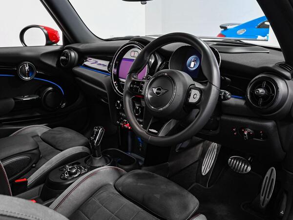 Mini Hatch view 2