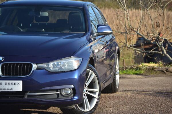 BMW 3 Series view 6