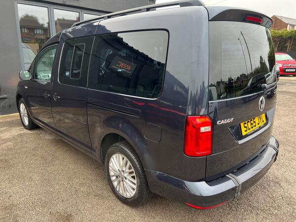 Volkswagen Caddy Maxi Life view 6