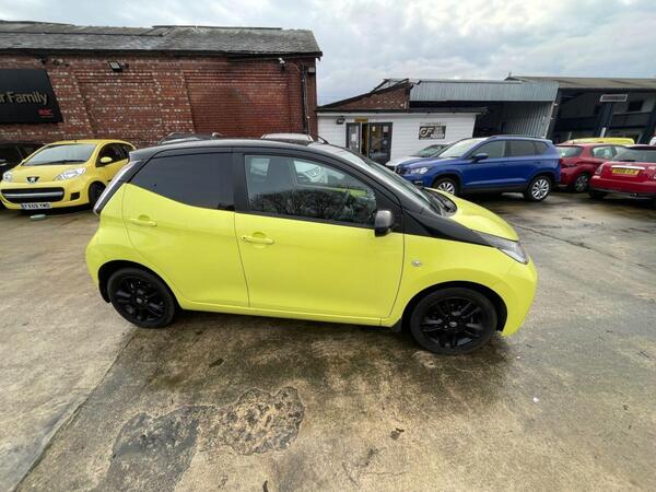 Toyota Aygo view 5
