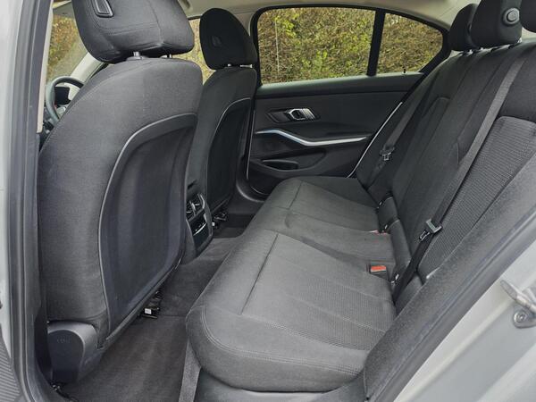 2019 BMW 3 Series 2.0 330e 12kWh SE Pro Auto Euro 6 (s/s) 4dr