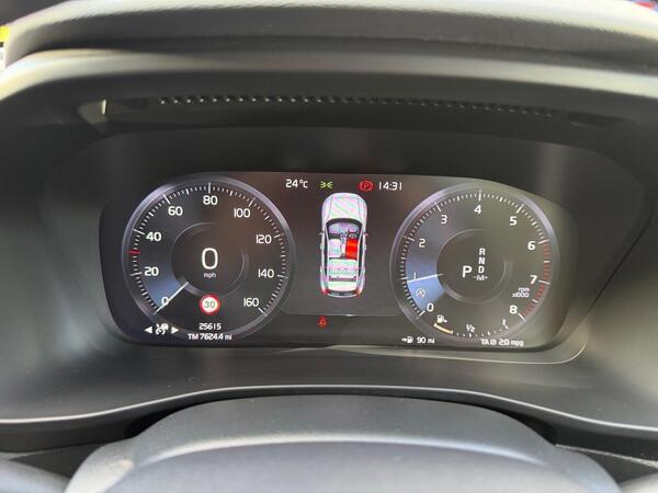 2022 Volvo XC40 1.5 T3 R-Design Auto Euro 6 (s/s) 5dr