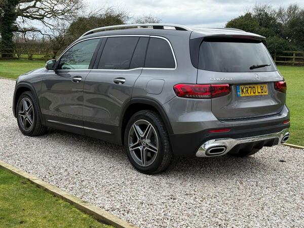Mercedes-Benz GLB view 5