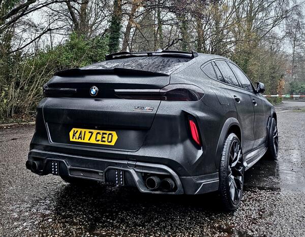BMW X6 M view 3