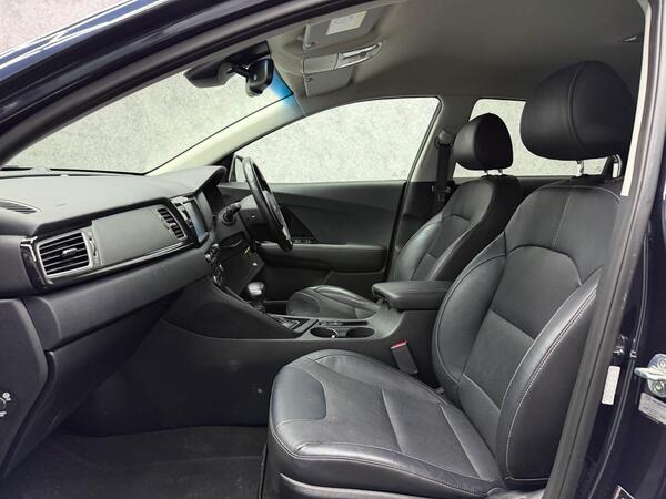 Kia Niro view 3