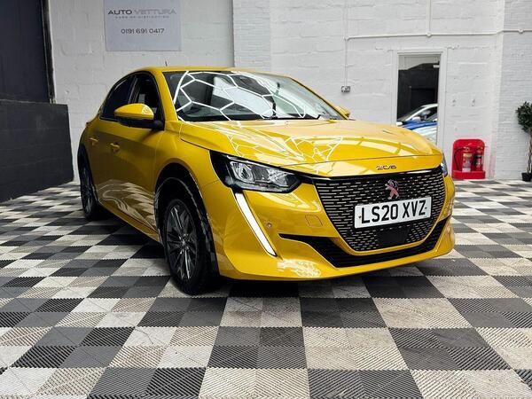 Peugeot E-208 view 2