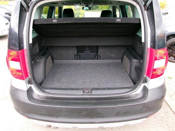 2009 Skoda Yeti 2.0 TDI Elegance 4WD Euro 5 5dr
