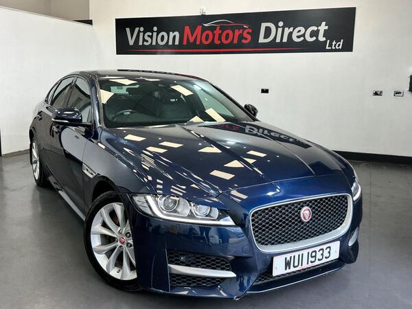 Jaguar XF view 2