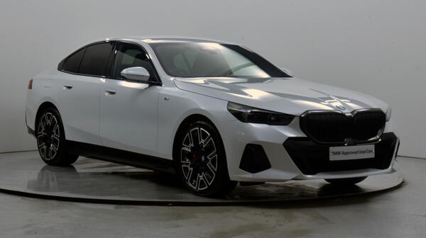 2023 5 SERIES 550E XDRIVE M SPORT PRO SALOON FINANCE AVAILABLE 7,799.25 905.68 PER MONTH... photo