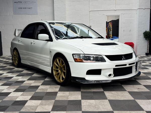 Mitsubishi Lancer view 6