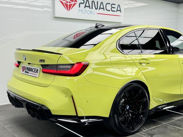 BMW M3 view 2