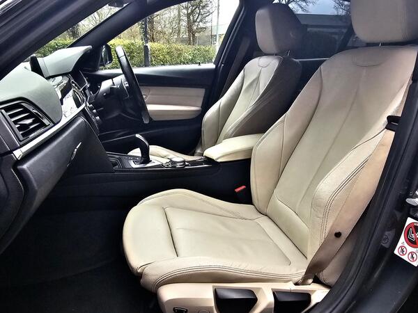 BMW 3 Series view 4