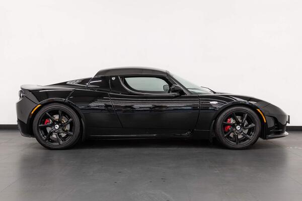 Tesla Roadster view 7