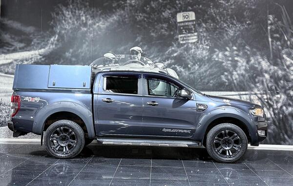 Ford Ranger view 4
