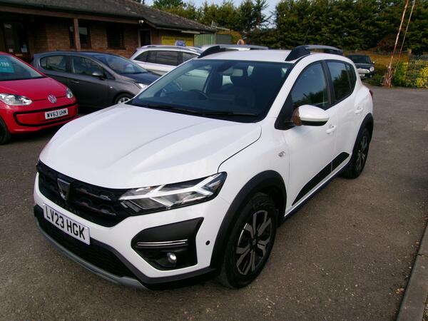 2023 Dacia Sandero Stepway 1.0 TCe Prestige Euro 6 (s/s) 5dr