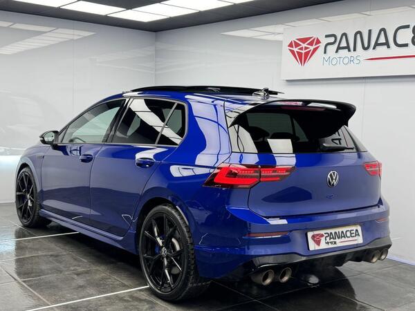 Volkswagen Golf view 7
