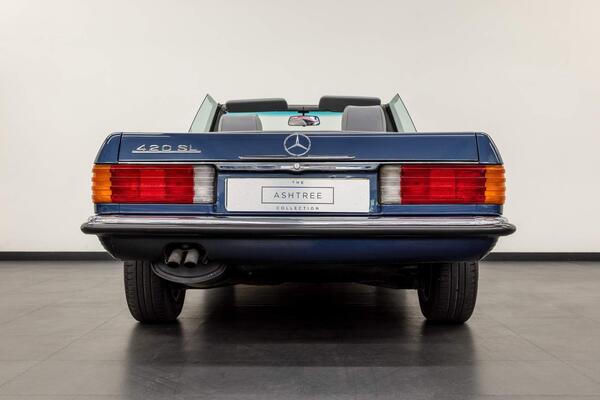 Mercedes-Benz SL view 6